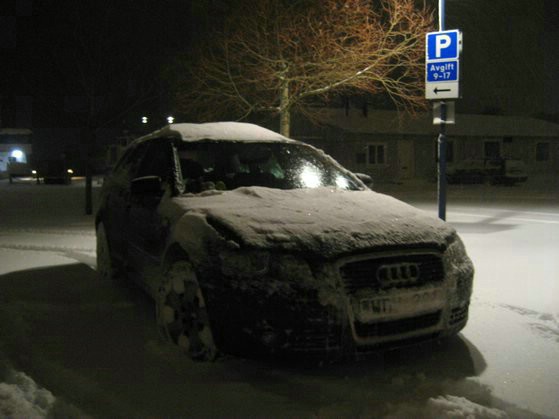 IMG_2782 - en riktigt frusen Audi i Vasteras. Vinter, jeeey!.JPG