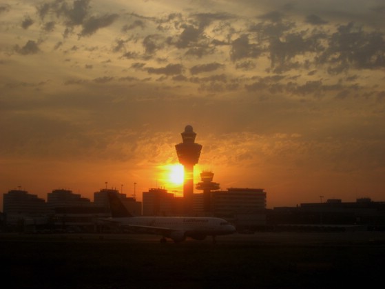 2007-07-15. Schiphol Airport (amsterdam, netherlands).JPG